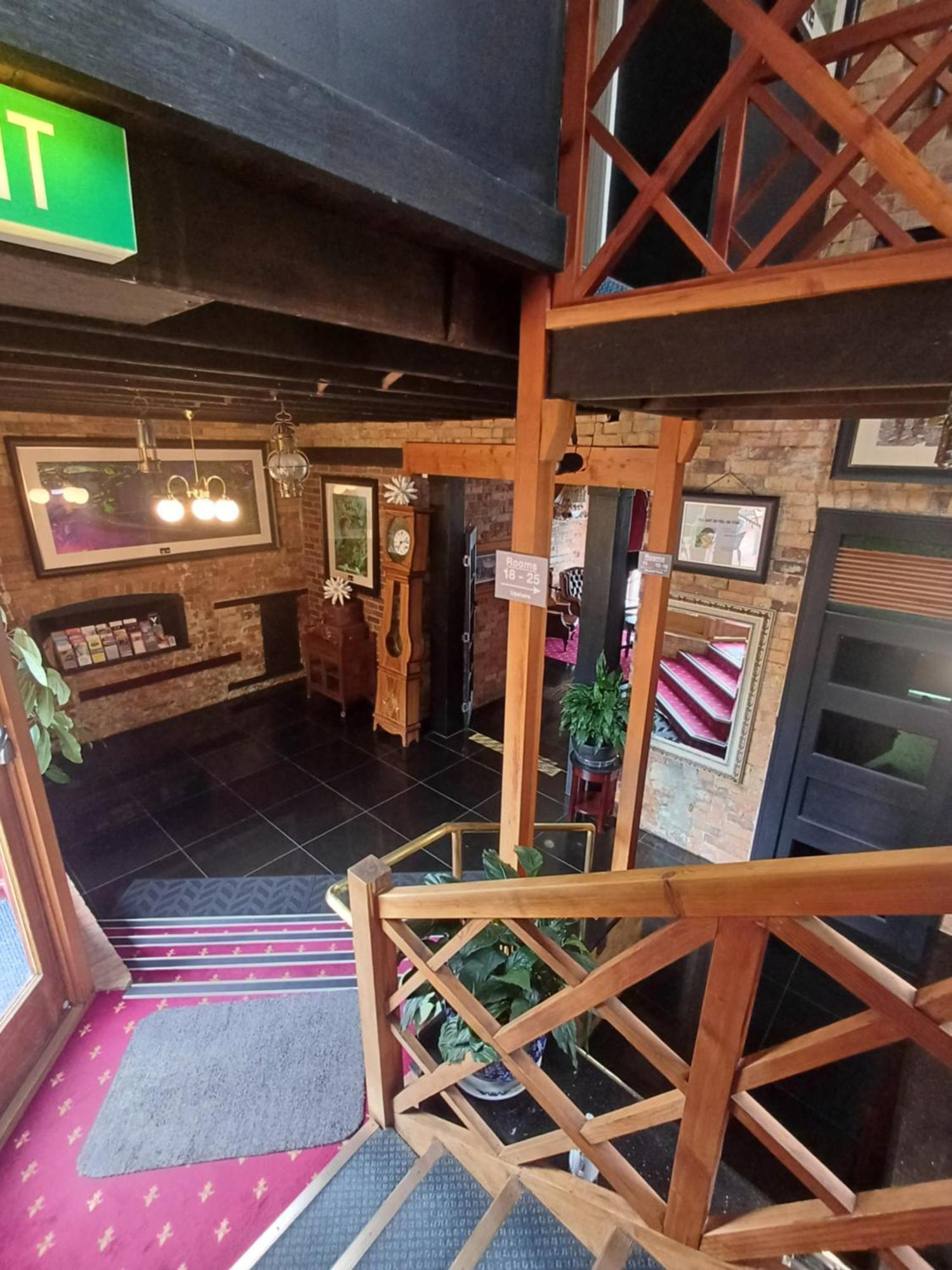 朗塞斯顿 老面包房旅馆酒店 外观 照片